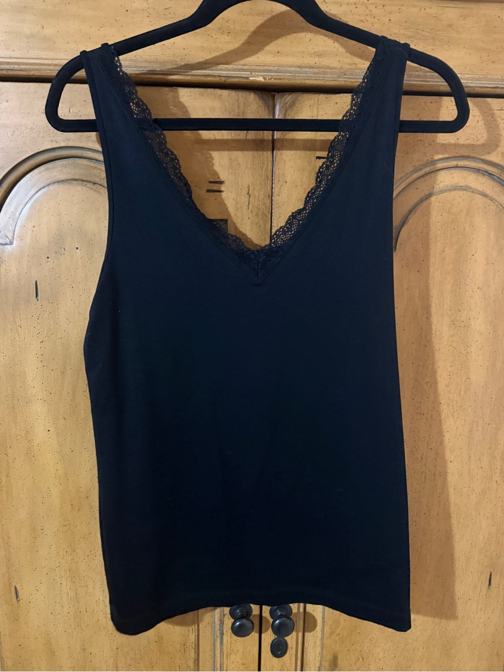 Banana Republic Black Lace Trim V-Neck Tank Top- L
